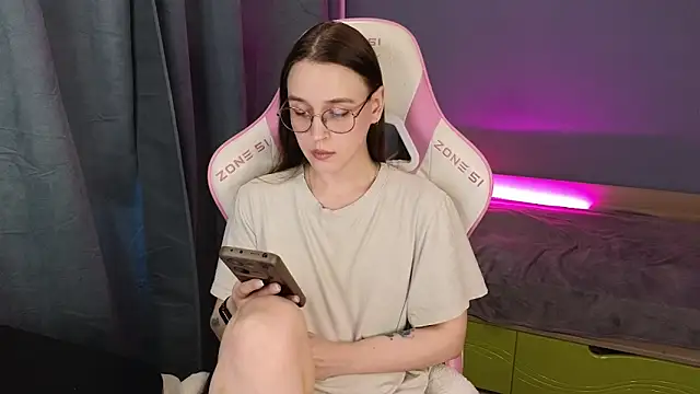 Snapshot of Sweet_frosti chatting on 06.25.26 Sweet frosti online show from 06.25.26
