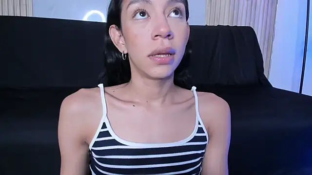 AdammClark1 online show from 02.03.25