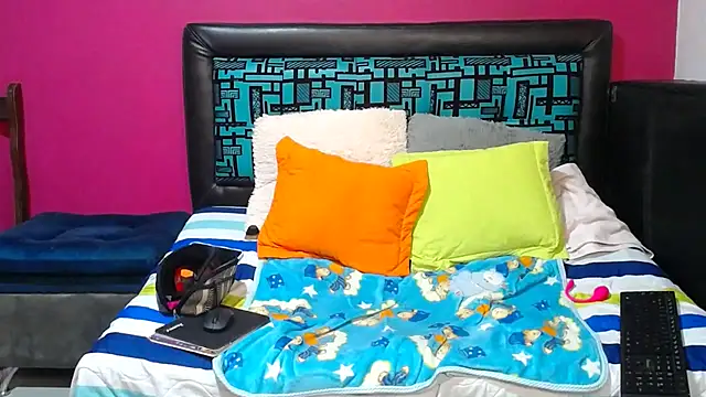 karolhot916 online show from 01.11.25