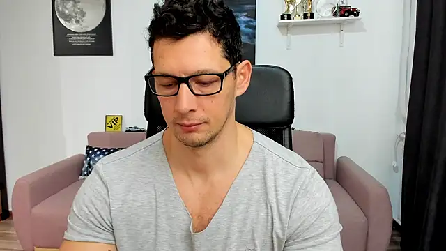 Snapshot of BrutusK08 chatting on 01.16.26 BrutusK08 online show from 01.16.26