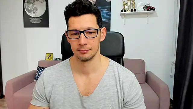 Snapshot of BrutusK08 chatting on 01.18.26 BrutusK08 online show from 01.18.26