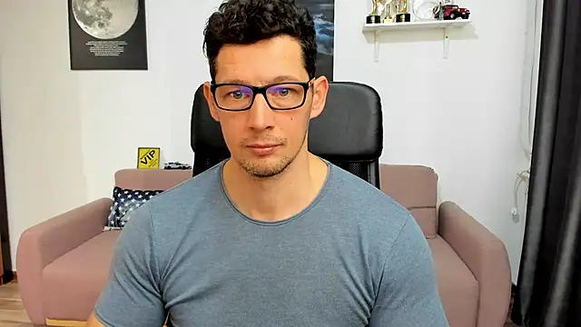 Snapshot of BrutusK08 chatting on 01.19.26 BrutusK08 online show from 01.19.26