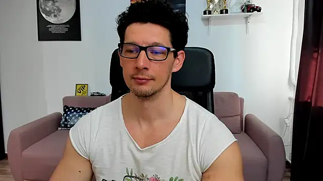 Snapshot of BrutusK08 chatting on 03.06.26 BrutusK08 online show from 03.06.26