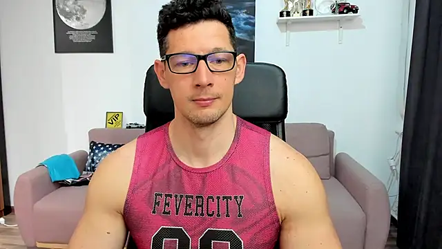 Snapshot of BrutusK08 chatting on 03.12.26 BrutusK08 online show from 03.12.26