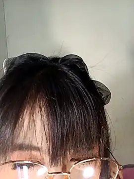 Snapshot of Chall_mee chatting on 02.22.26 Chall mee online show from 02.22.26