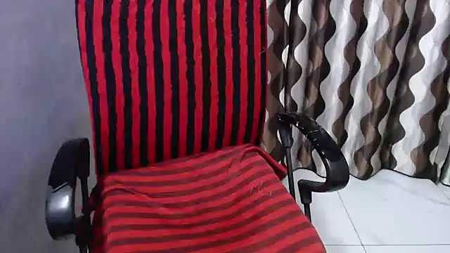 Kaur Jannat online show from 12.16.24