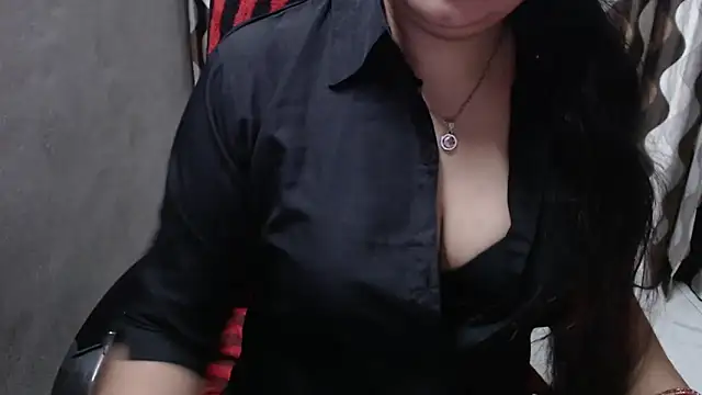 Kaur Jannat online show from 12.17.24