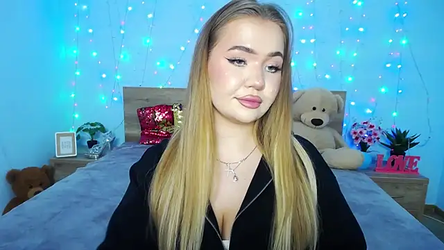 Snapshot of StacyYellig chatting on 01.15.25 StacyYellig online show from 01.15.25