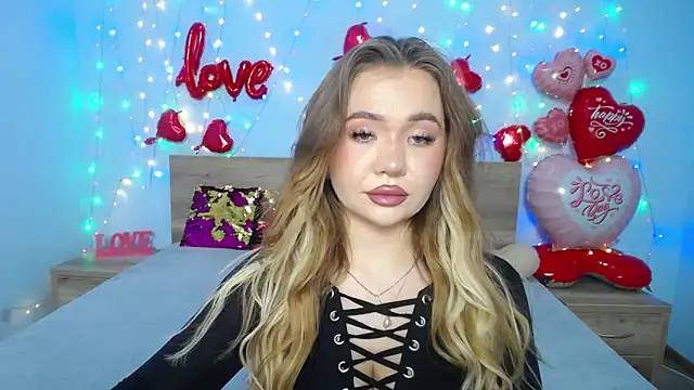 Snapshot of StacyYellig chatting on 02.06.25 StacyYellig online show from 02.06.25