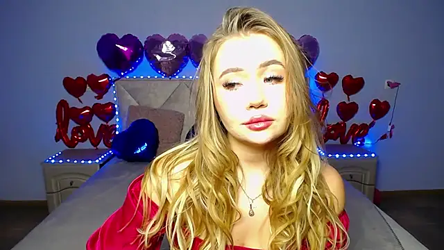 Snapshot of StacyYellig chatting on 02.22.25 StacyYellig online show from 02.22.25