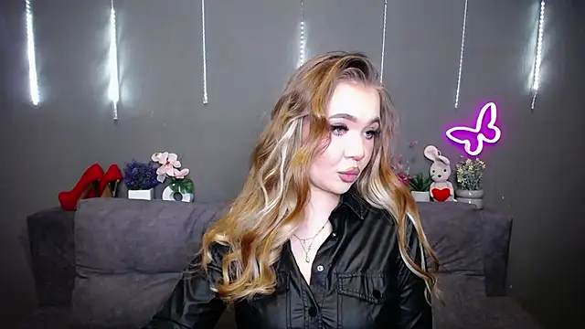 StacyYellig online show from 04.15.26