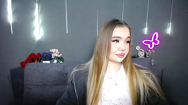 StacyYellig online show from 04.17.26