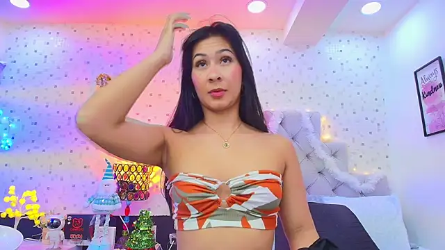 Snapshot of JulietaReyess chatting on 12.02.25 JulietaReyess online show from 12.02.25
