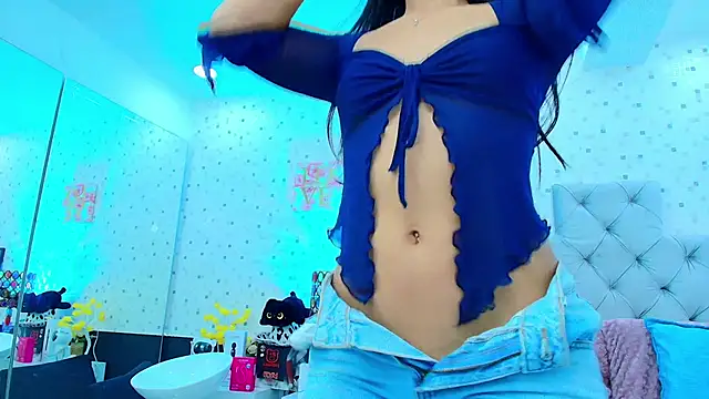 Snapshot of JulietaReyess chatting on 02.06.26 JulietaReyess online show from 02.06.26