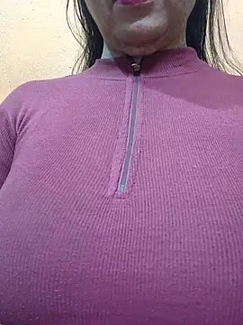 Snapshot of CUTE_SOPHIA- chatting on 05.12.26 CUTE SOPHIA- online show from 05.12.26