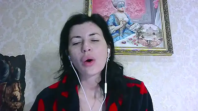Snapshot of StunnigArt chatting on 05.18.26 StunnigArt online show from 05.18.26