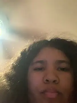 KittyLoroi online show from 11.14.25