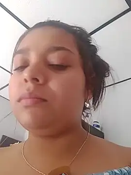 Snapshot of stefanie010 chatting on 12.21.24 stefanie010 online show from 12.21.24