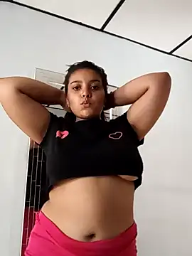 Snapshot of stefanie010 chatting on 01.15.25 stefanie010 online show from 01.15.25