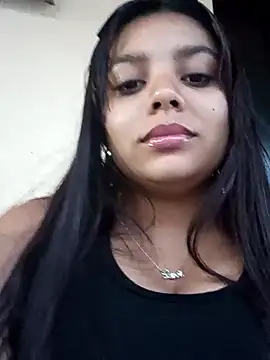 Snapshot of stefanie010 chatting on 01.18.25 stefanie010 online show from 01.18.25