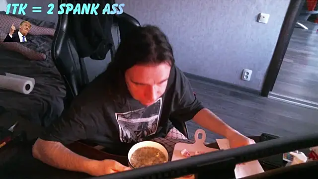 izilizi 23 online show from 04.02.26