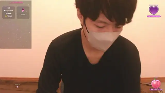 Snapshot of Kaidengi chatting on 03.29.26 Kaidengi online show from 03.29.26