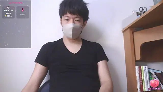 Snapshot of Kaidengi chatting on 04.18.26 Kaidengi online show from 04.18.26