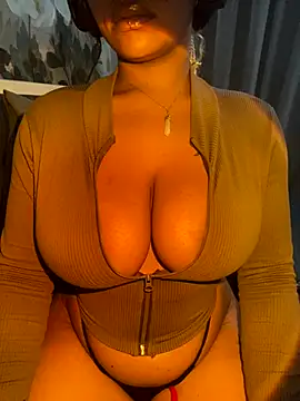 YellowHoneyDip online show from 12.08.24