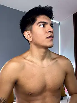 santiago 01 online show from 01.18.26