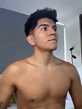 santiago 01 online show from 04.20.26