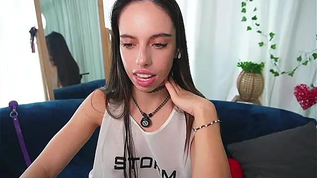 Dayna Nebula online show from 11.10.25