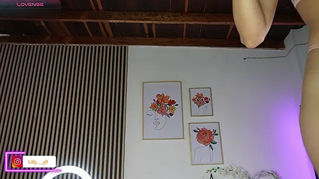 LillyDolls23 online show from 02.14.26