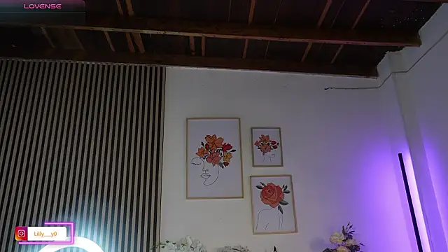 LillyDolls23 online show from 03.25.26