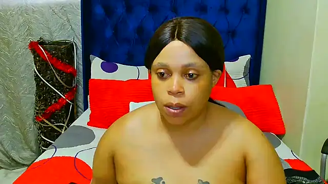 THESHORTQUEEN online show from 01.12.26