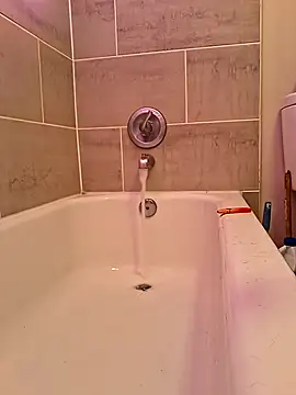 chillmfrs online show from 10.31.25