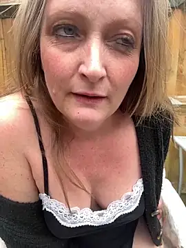 HoneyBluex online show from 03.24.26