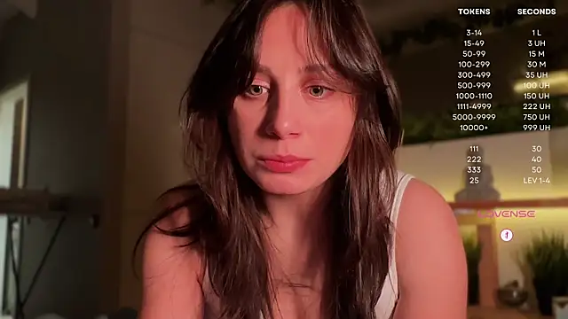 moon deity  online show from 12.04.25