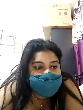 Snapshot of indianlisa5 chatting on 02.04.25 indianlisa5 online show from 02.04.25