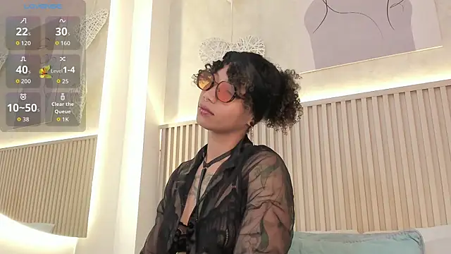 Snapshot of daiana_curly chatting on 05.04.26 daiana curly online show from 05.04.26