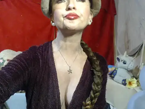 hottieperla online show from 10.03.25