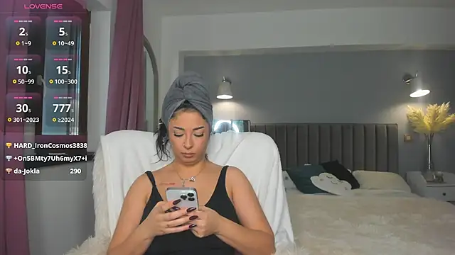 Awesome Jolie online show from 11.08.25