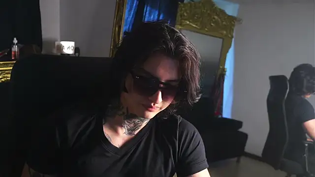 dantecoppolaa  online show from 02.01.25