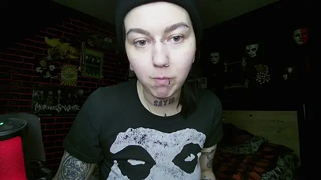 MoorderxDoll online show from 04.12.26