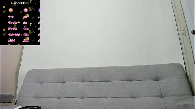 Snapshot of AliciaMiilf chatting on 02.11.26 AliciaMiilf online show from 02.11.26