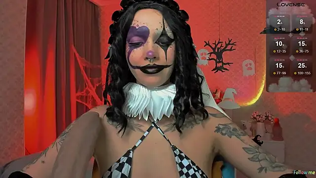 Snapshot of LeylaNoiry chatting on 10.23.25 LeylaNoiry online show from 10.23.25