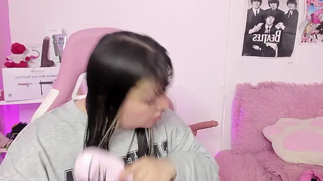 Sachi Meow online show from 02.19.26