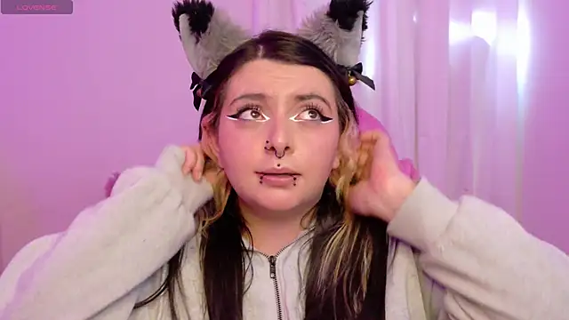 Sachi Meow online show from 05.15.26