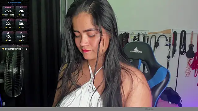 Snapshot of scarlet-kennedy98 chatting on 12.30.24 scarlet-kennedy98 online show from 12.30.24