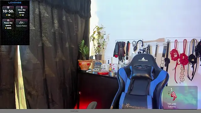 Snapshot of scarlet-kennedy98 chatting on 01.14.25 scarlet-kennedy98 online show from 01.14.25