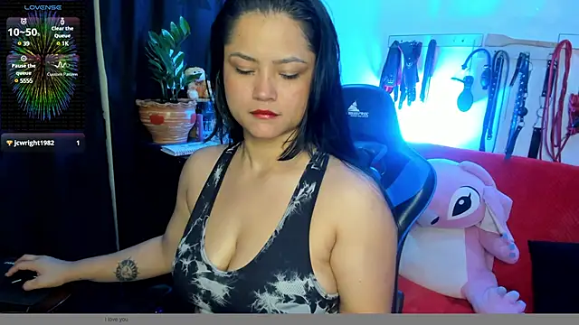Snapshot of scarlet-kennedy98 chatting on 03.08.25 scarlet-kennedy98 online show from 03.08.25